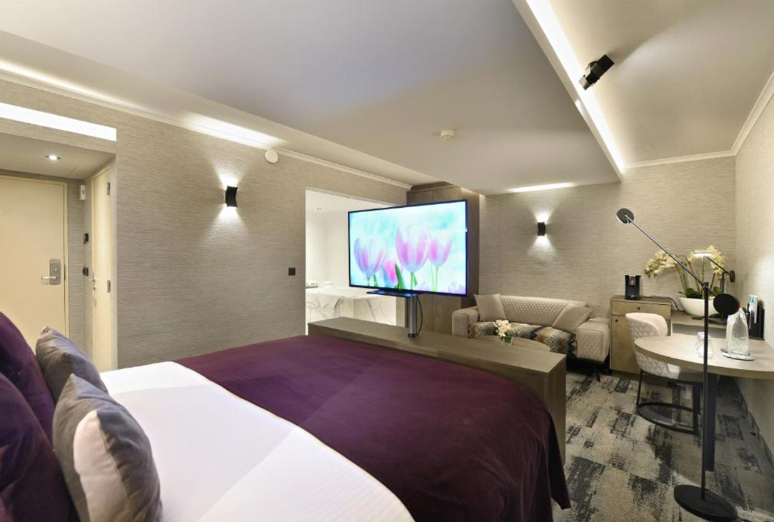 Charleroi’s Luxe Keuze — Een Onvergetelijke Ervaring in een Luxe Hotel in België